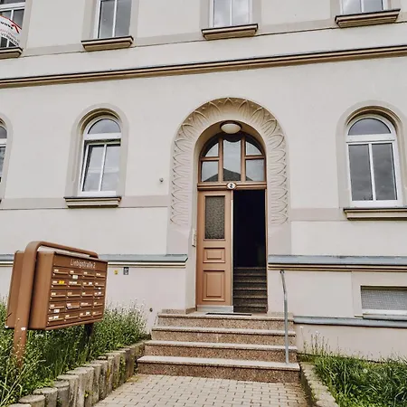 Edler Wohnraum Luxus-apartment 2 Schlafzimmer Mit Balkon, Bosch-kaffeevollautomat, Klima, Lift & Wlan 443 Mbps Daire Chemnitz
