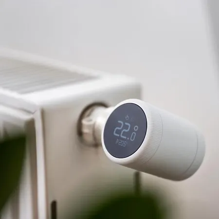 Edler Wohnraum Luxus-apartment 2 Schlafzimmer Mit Balkon, Bosch-kaffeevollautomat, Klima, Lift & Wlan 443 Mbps Chemnitz