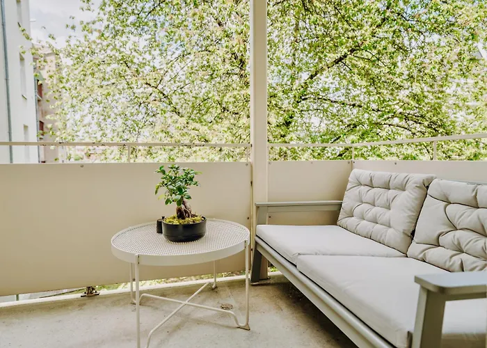 Edler Wohnraum Luxurioese 2 Sz Mit Balkon, Kaffeevollautomat, Klima & Lift Appartement Chemnitz