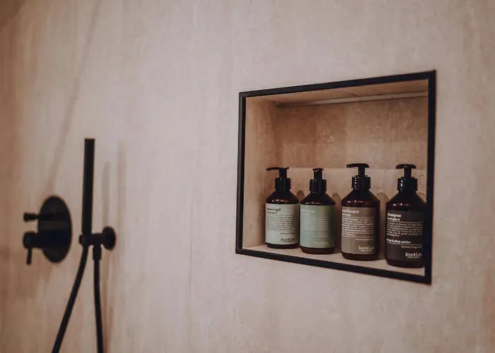 Edler Wohnraum Luxurioese 2 Sz Mit Balkon, Kaffeevollautomat, Klima & Lift *