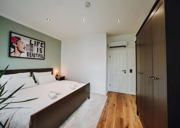 Appartement Edler Wohnraum Luxurioese 2 Sz Mit Balkon, Kaffeevollautomat, Klima & Lift