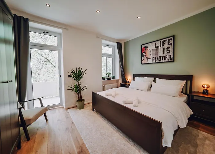 Appartement Edler Wohnraum Luxurioese 2 Sz Mit Balkon, Kaffeevollautomat, Klima & Lift *