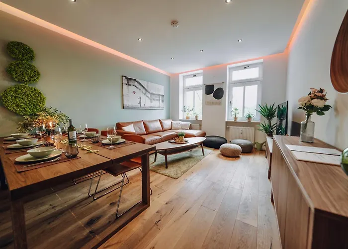 Edler Wohnraum Luxurioese 2 Sz Mit Balkon, Kaffeevollautomat, Klima & Lift *