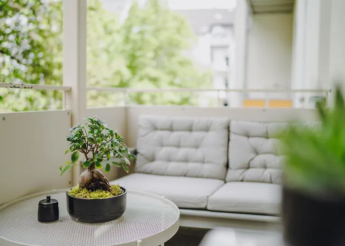 Edler Wohnraum Luxurioese 2 Sz Mit Balkon, Kaffeevollautomat, Klima & Lift Appartement *